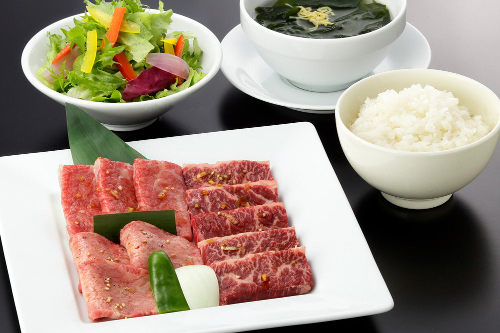なべしまランチ